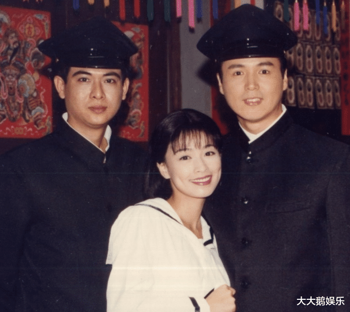 年轻时的林瑞阳"英年早婚",最当红的时候悄悄娶了小花曾哲贞,婚后育有