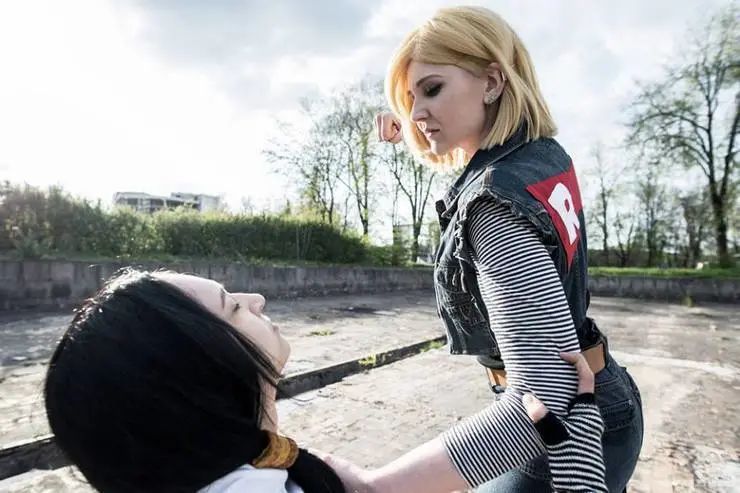 cosplay!龙珠z-人造人18号@maumas 立陶宛小姐姐帅气