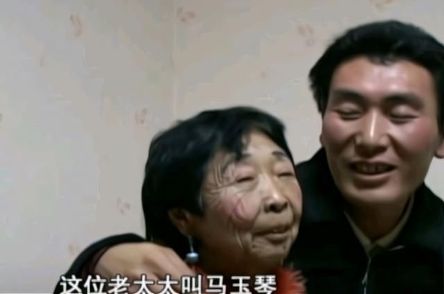 老婆大我32岁27岁的辽宁男子娶六旬老太从小就喜欢她获祝福
