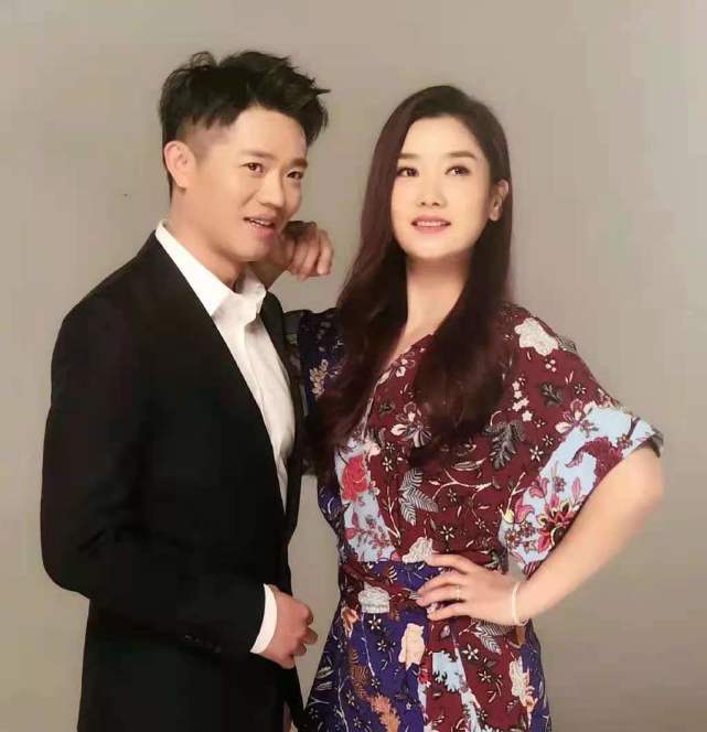 流水的华语乐坛,铁打的凤凰传奇:深扒玲花曾毅火出天际之谜