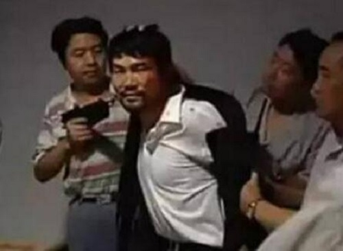 西安黑老大魏振海覆灭记:3年连杀11人,死前不知悔改,!