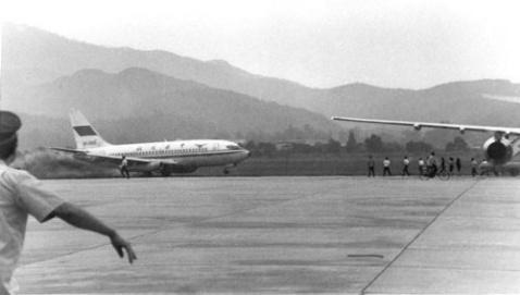 1990年广州机场惨烈空难3架客机烧毁死亡128人劫机犯神秘