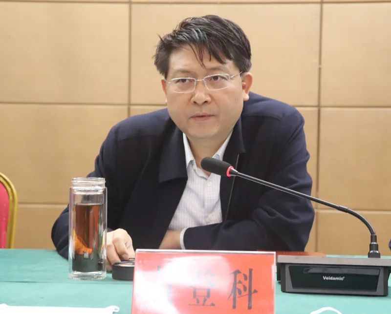 邓州市纪委监委:重拳出击!向加油站(点)领域违纪违法问题"亮剑"!