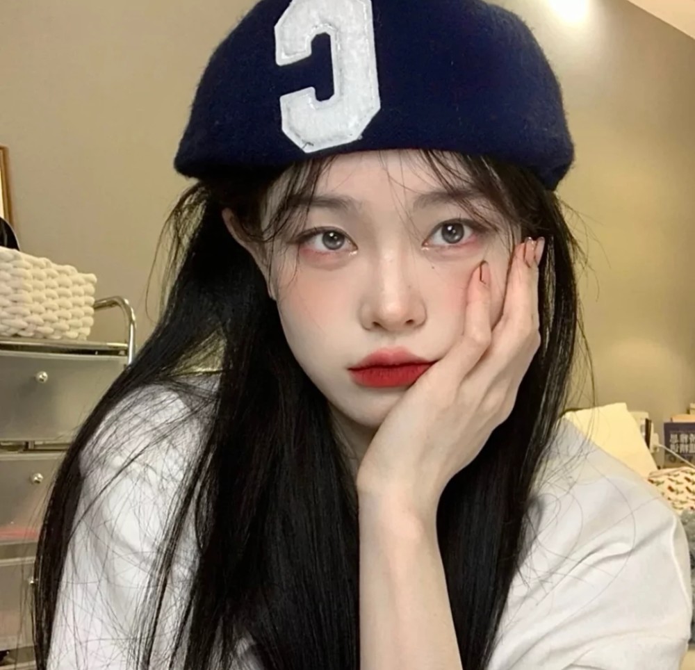 ins氛围感女头
