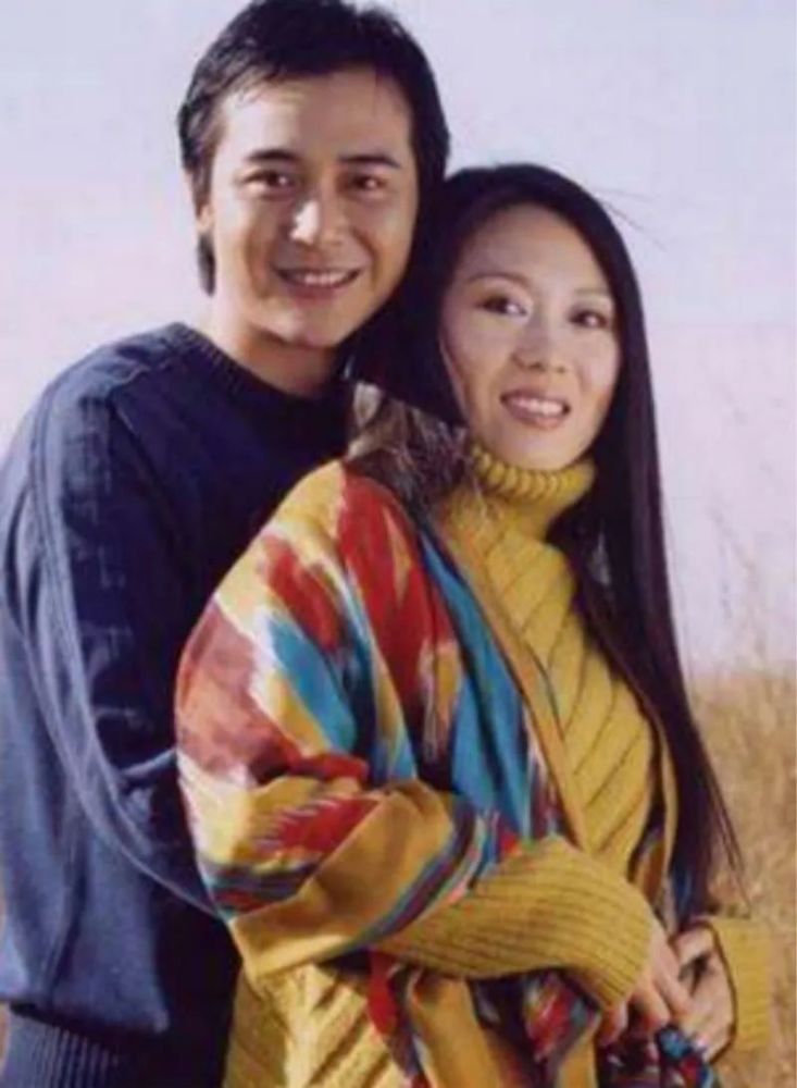 黄梅戏后吴琼42岁嫁小15岁老公与婆婆处成闺蜜结婚17年无子仍恩爱如初