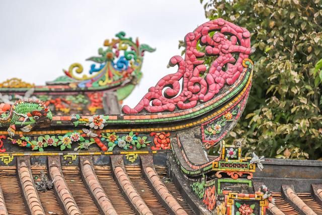 潮州开元寺看潮汕嵌瓷文化屋顶最亮丽的风景线