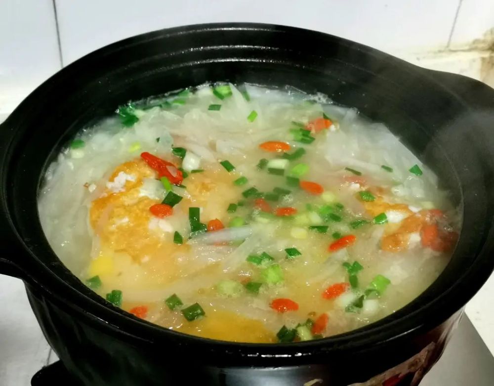 "秋季萝卜汤,不用医生帮",分享萝卜鸡蛋汤的正宗做法