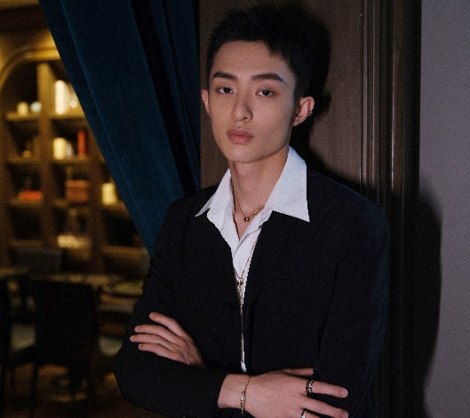 段奕宏廖凡王志文算得上是内娱的帅哥演员吗