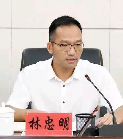 李辉跃二度出任厦门市副市长附简历