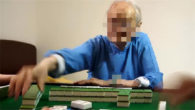 景德镇一老人打牌时猝死家属索要40万赔偿法院判决还社会公道