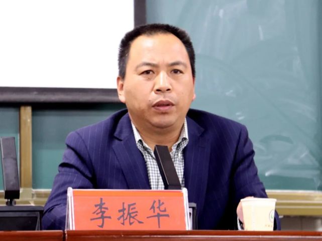 尉氏三中校领导参加南校区高三"天一"联考总结暨卓越