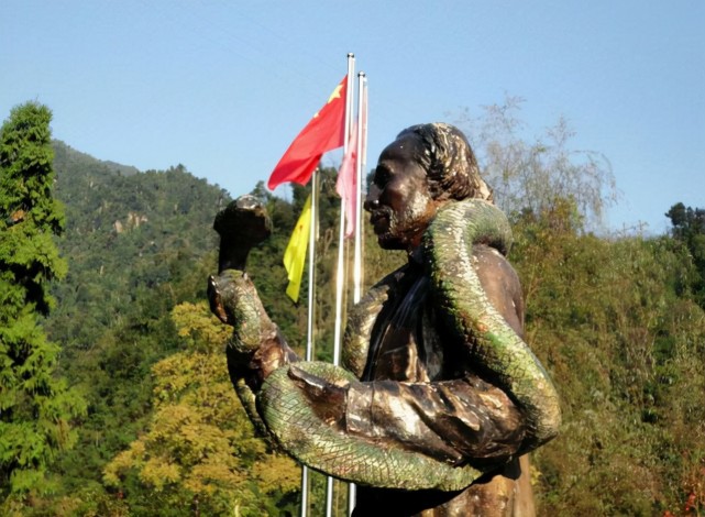 世界上最贵的毒蛇莽山烙铁头全球仅300条全部都分布在我国