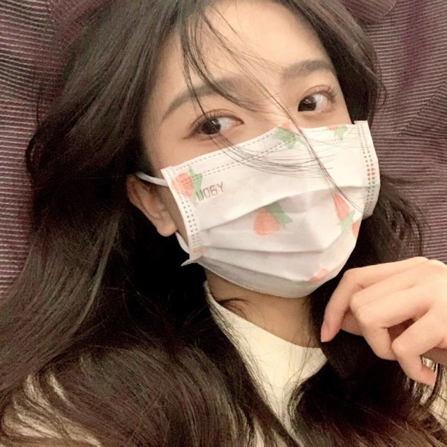 是你一直在找的戴口罩女头