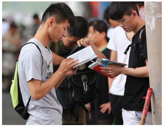 高考辍学背后的故事，一部引人深思的短剧