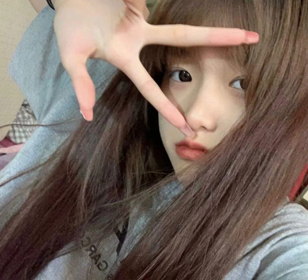 女高中生比较喜欢的头像