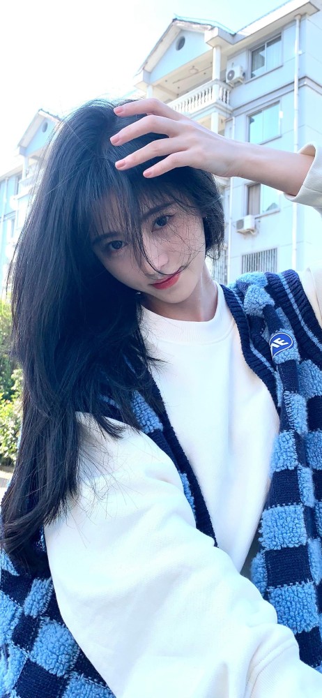 鞠婧祎校园风写真又甜又美网友直呼太爱了