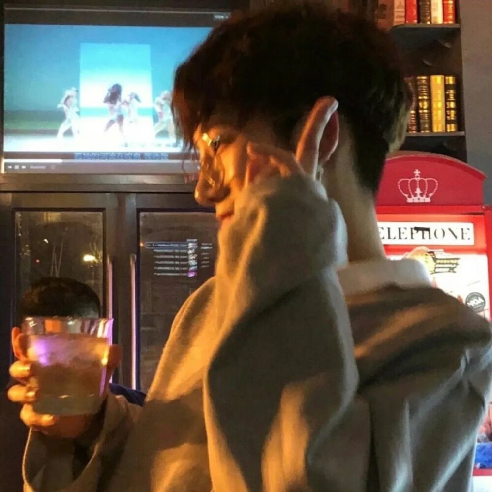 高级冷淡风小众ins男生头像