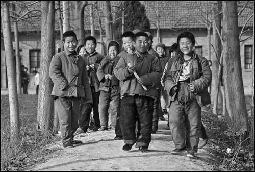 老照片:70年代的中国农村