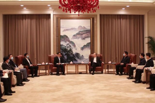 王海怀拜会福建省委书记尹力代省长赵龙