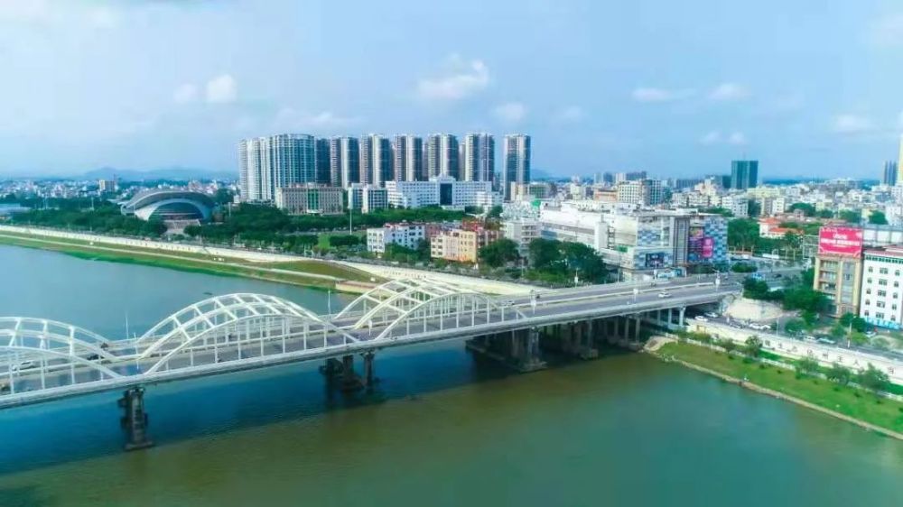 化州经济即将迈上600亿元台阶,稳居全省县级市前十名!