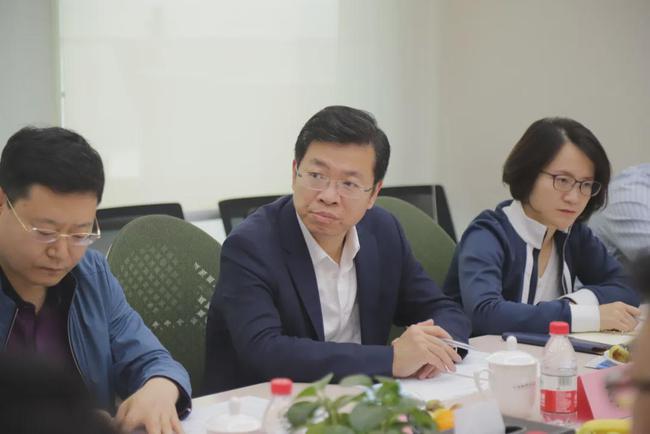 中化资本总裁外贸信托董事长李强一行莅临泛华金融总部就深化战略互信