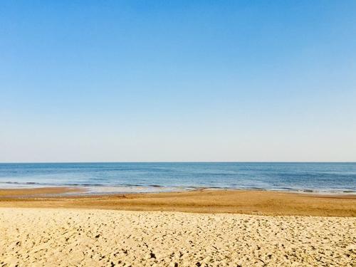 秦皇岛超冷清海滩人少风景好海滩干净水质清澈性价比极高