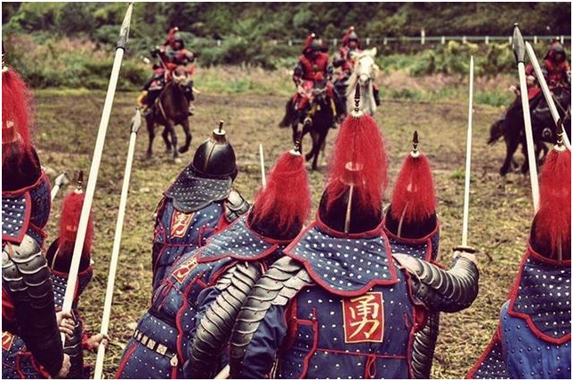 一甲顶三弩三甲进地府为什么在古代私藏盔甲等同死罪