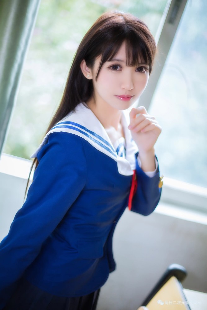 cos丨加藤惠校服