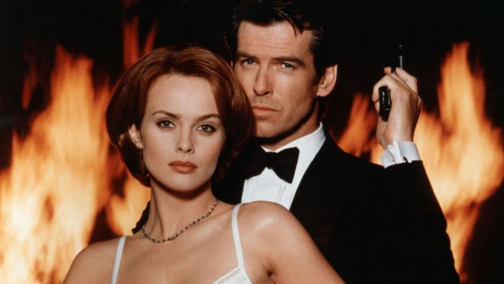 盘点《007》电影中最有魅力的15个邦女郎,"黑珍珠"哈莉·贝瑞高居第一