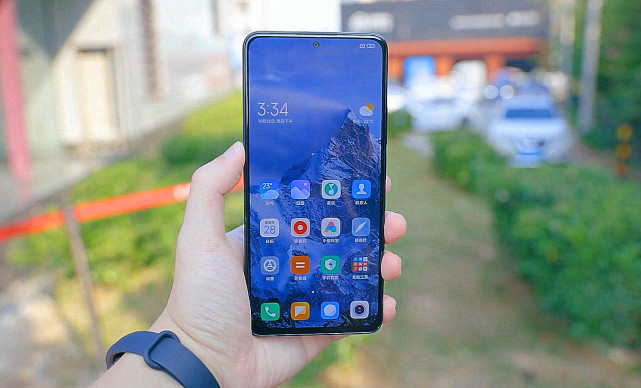 去线下体验红米note11系列后,老板却强推pro版,四点原因很真实
