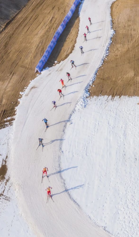 备战冬奥会!越野滑雪国家集训队在温泉县集训