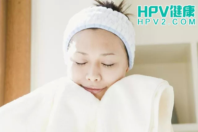 21岁漂亮女大学生一周4次"419,感染hpv,贴心男友愤然离去