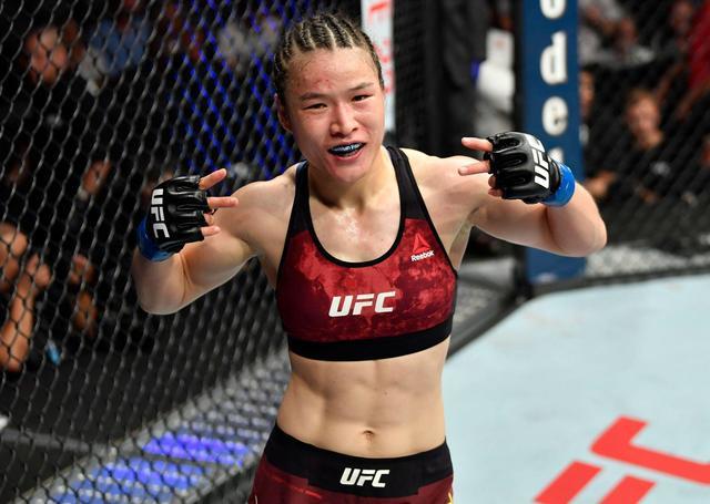 爆大冷世界第一女拳王跨界mma不敌无名之辈张伟丽笑了