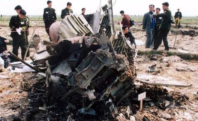 94年西安空难:飞机在空中解体,160人无一生还,只因插