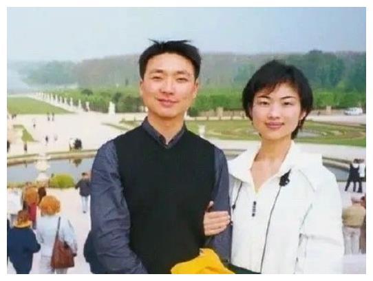 盘点央视boys的另一半:撒贝宁的老婆学历高,康辉的也
