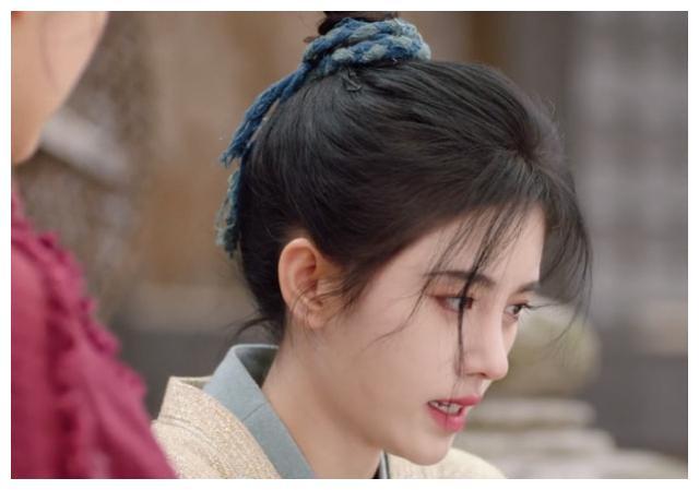 继戴孝妆后鞠婧祎难民妆又火了网友导演眼瞎吗