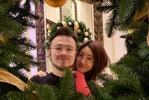 宋丹丹儿媳妇怀二胎,巴图陪同去产检,姐弟恋也很甜蜜