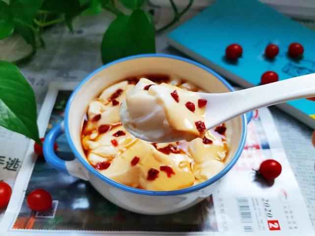 红糖豆腐脑:滑嫩爽口,入口即化