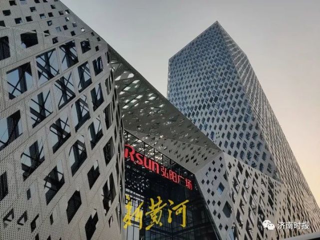 其将填补西部商业空白会同印象济南,宜家,麦德龙等辐射周边90余万客户