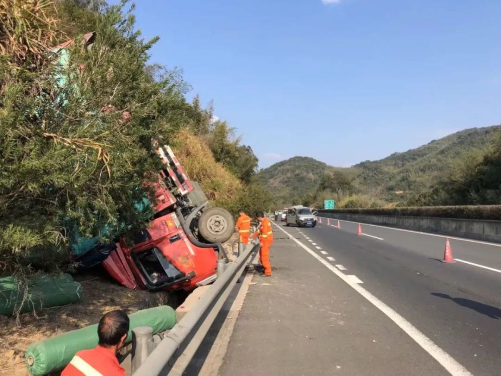 关于高速公路"紧急停车带",你值得了解一下