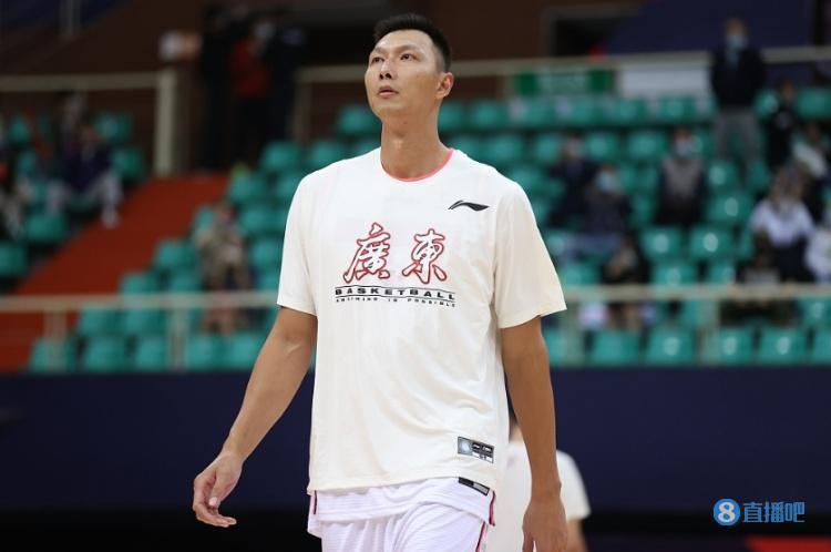 广东vs江苏:易建联&杜润旺&王薪凯&吴冠希轮休
