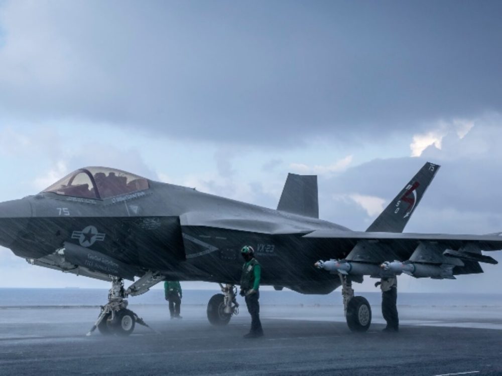 海五代历经十年磨炼,歼-35舰载机有三胜,f-35舰载机有三败