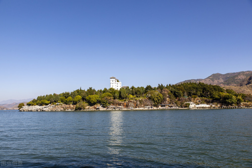 除去本岛台湾岛外,还管辖着100多座岛屿