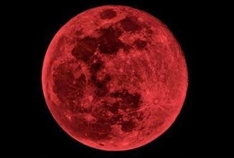 所谓"血月(blood moon)",就是红色的月亮.