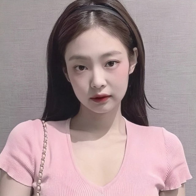 超可爱的jennie头像