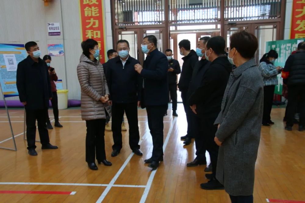 双鸭山市副市长孙宇到八五九查看疫情防控工作