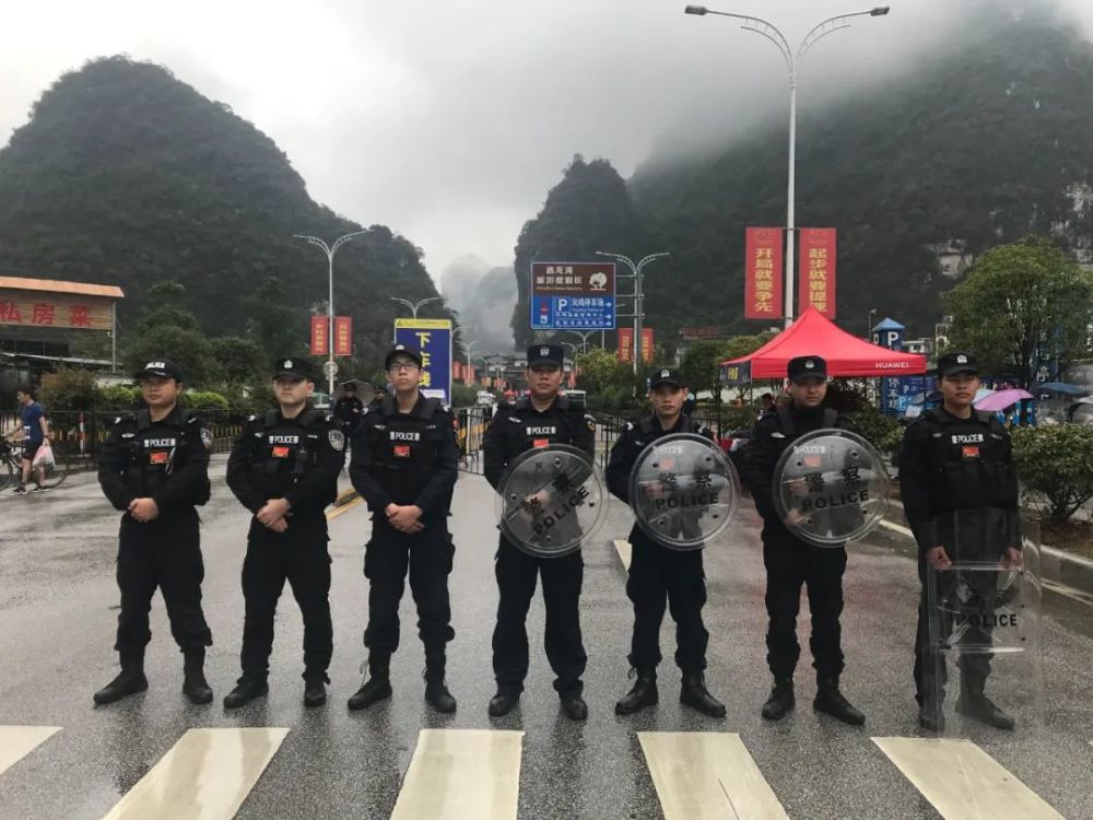 大,为了完成好此次赛事活动的安保工作,阳朔县公安局在市公安局各支队