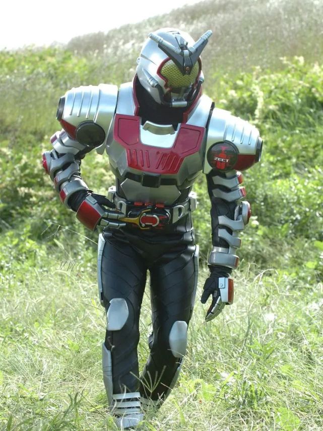 汇总假面骑士dark kabuto,hercus,ketaros和caucasus的所有形态写真