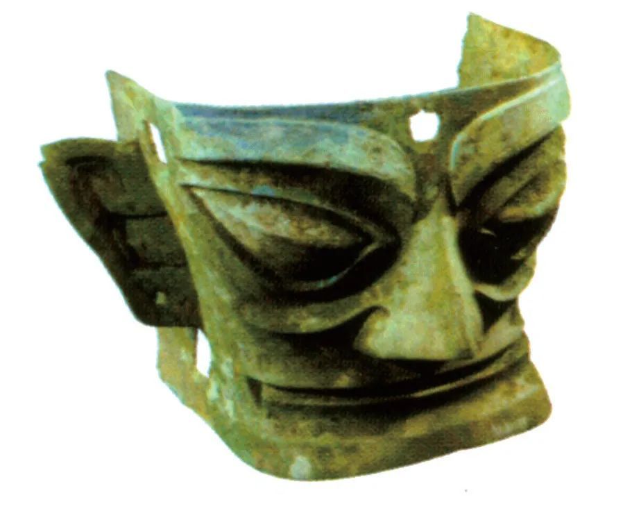解惑丨三星堆青铜造像群中头戴面具的造型象征着什么