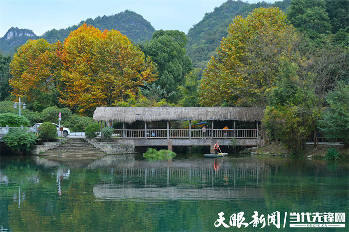 贵阳花溪十里河滩秋景惹人醉